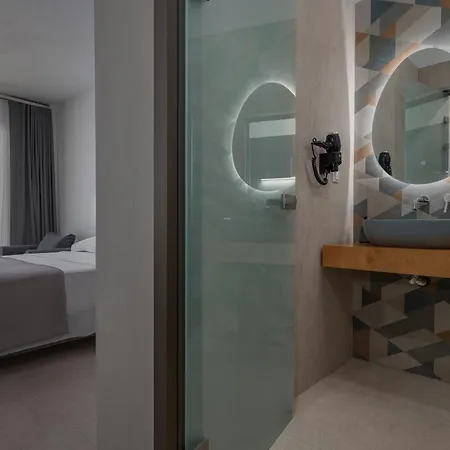 Koralli Luxury Apart Otel Nikiti (Sithonia)